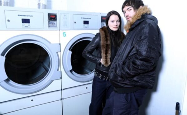 Fcukers lança álbum de estreia “Ö”; dupla abrirá shows do Harry Styles no Brasil