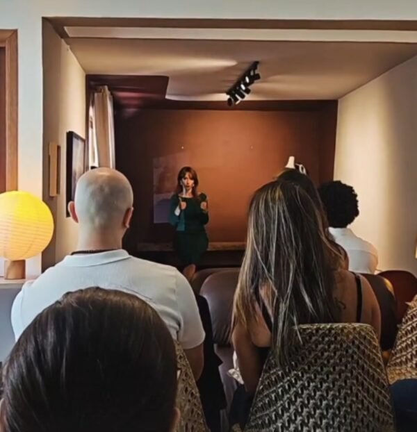 Empreendedorismo feminino ganha espaço em evento imersivo na Casa MYA