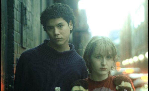 Burglar lança novo single ‘Star-Crossed’, disponível via TULLE