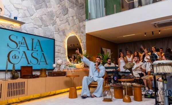 Brenno Casagrande lança Ep.03 da série “Na Sala do Casa” com as faixas “Sem Pretensão” e “Água de Desejo”