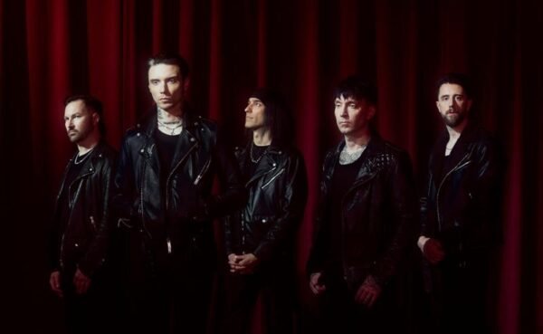 Black Veil Brides lança “Revenger” com participação de Machine Head
