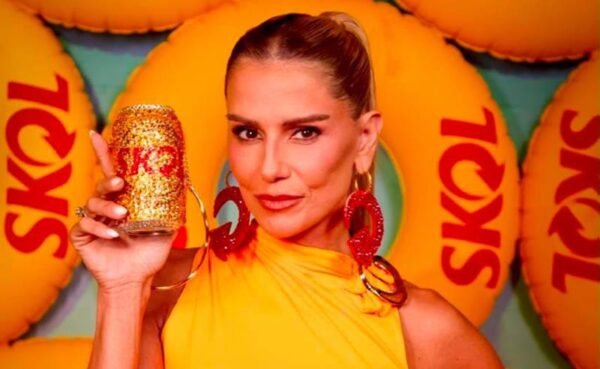 A convite de Skol, Deborah Secco vive experiências no Fortal e marca presença no Camarote Skol