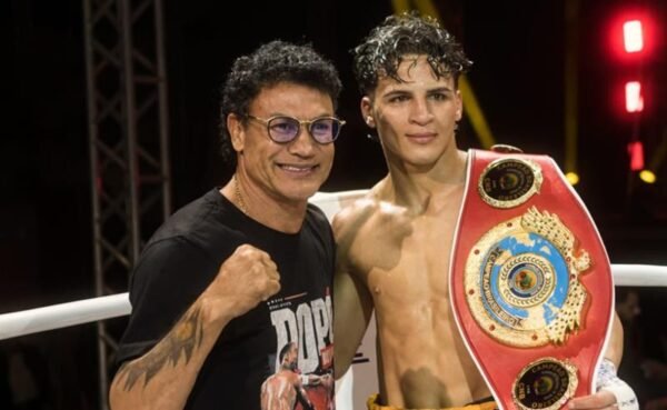 Tarsis Santana conquista cinturão brasileiro de boxe em noite de destaque no FMS