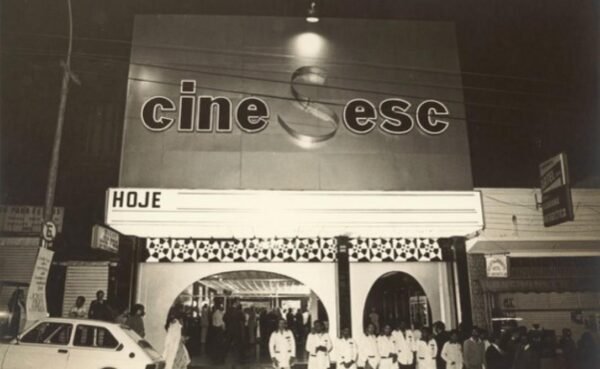 CineSesc recria atmosfera dos cinemas de rua paulistanos com ambientação inédita e mostra gratuita de filmes clássicos