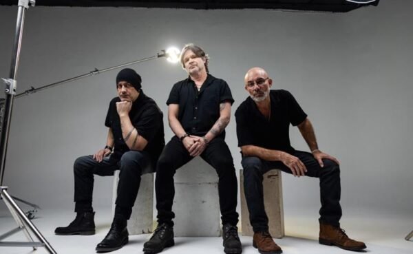 LS Jack lança ‘Cheia de Charme’ e celebra nova fase com releituras de clássicos da música brasileira