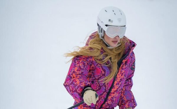 Lia Sangali transforma viagem ao Chile em cenário para nova produção da Skill to Dress